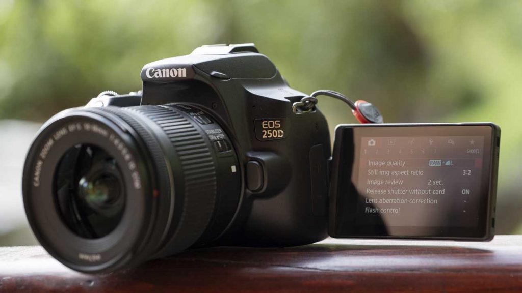 Canon EOS SL3 vs Canon EOS SL2