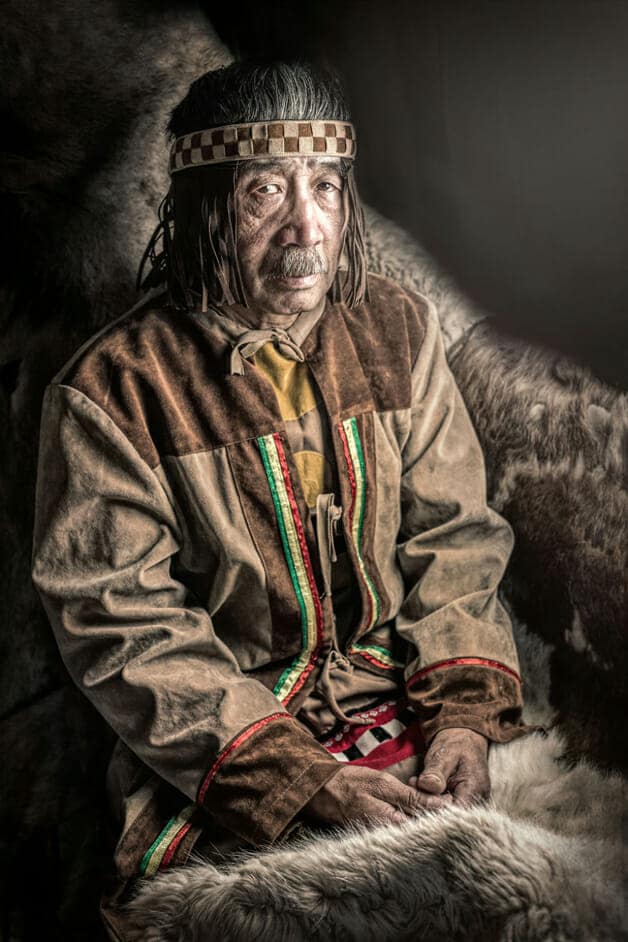 fotografo-passa-nova-anos-investindo-em-imagens-de-tribos-indigenas-2-eMania-20-02