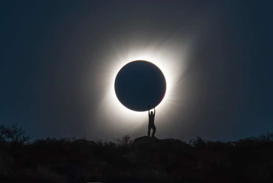 fotografo-capta-imagem-incrivel-do-eclipse-solar-no-chile-Blog-eMania-03-07