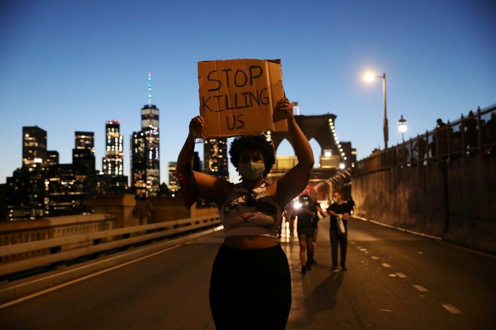 protestos-nos-eua-as-fotos-mais-chocantes-dos-atos-anti-racismo-Blog-eMania-5-03-06