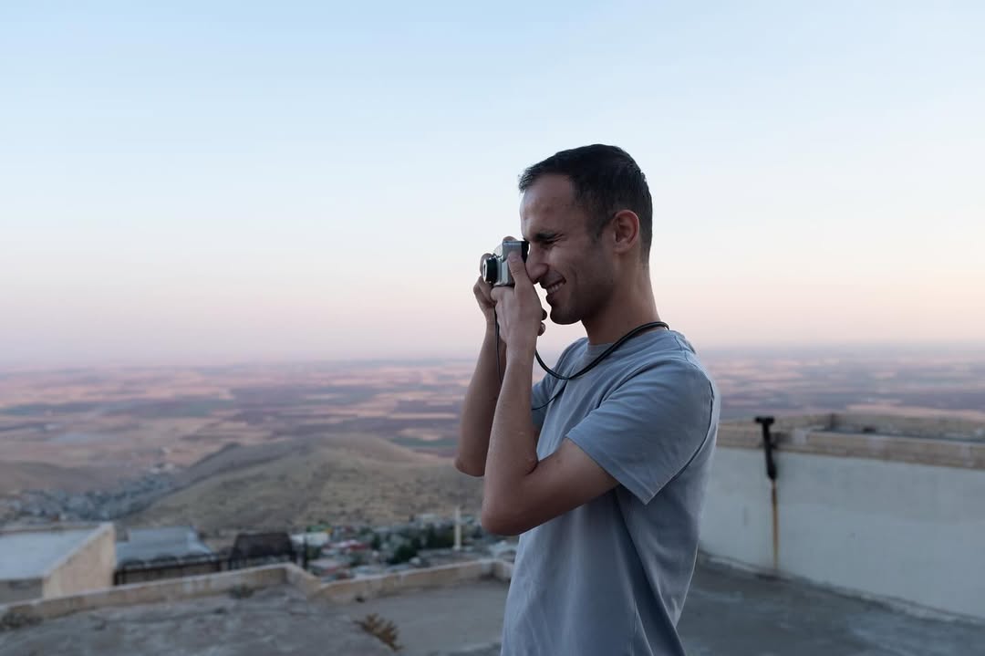 fotojornalista-executa-projeto-social-em-forma-de-documentario-blog-emania-interna