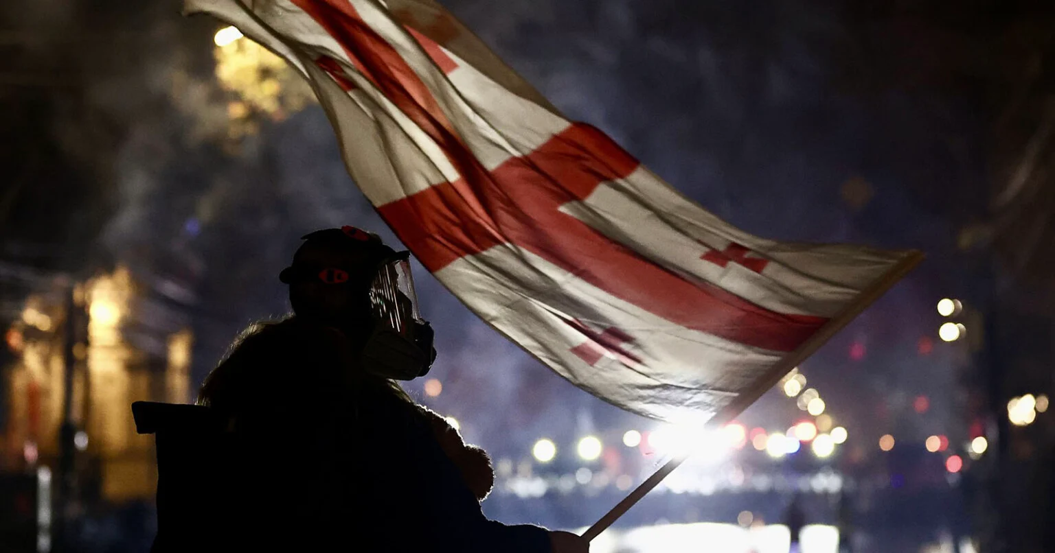 russo-vira-persona-non-grata-em-famoso-concurso-fotografico-blog-emania-interna